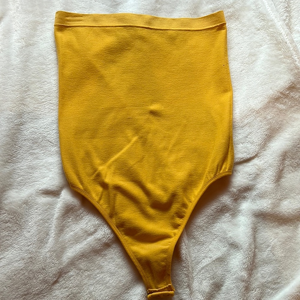 Strapless bodysuit